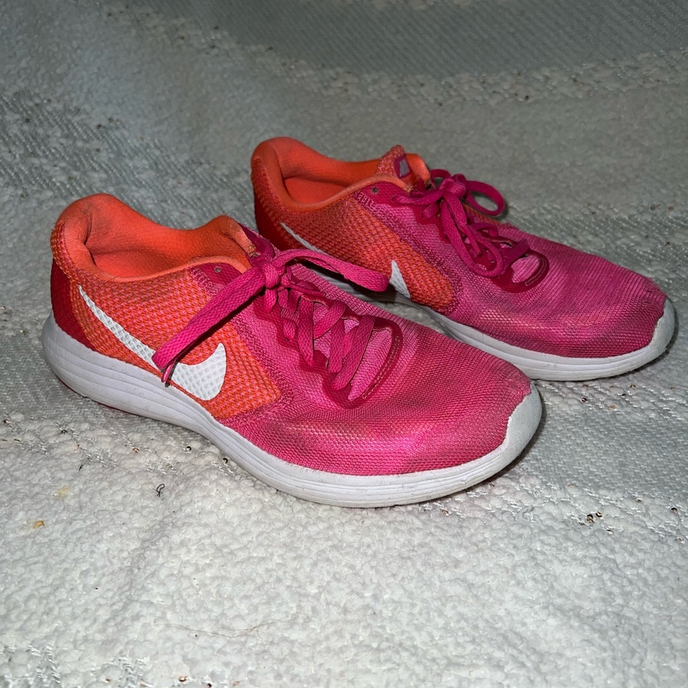 Nike Women’s Pink and Orange Sneakers